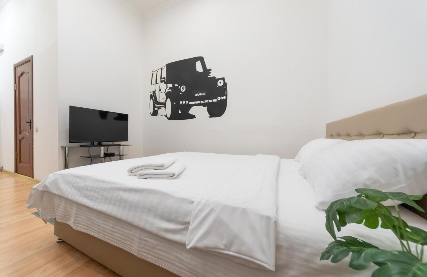 Kievaccommodation In The Center 24H Self Check-In Exteriér fotografie